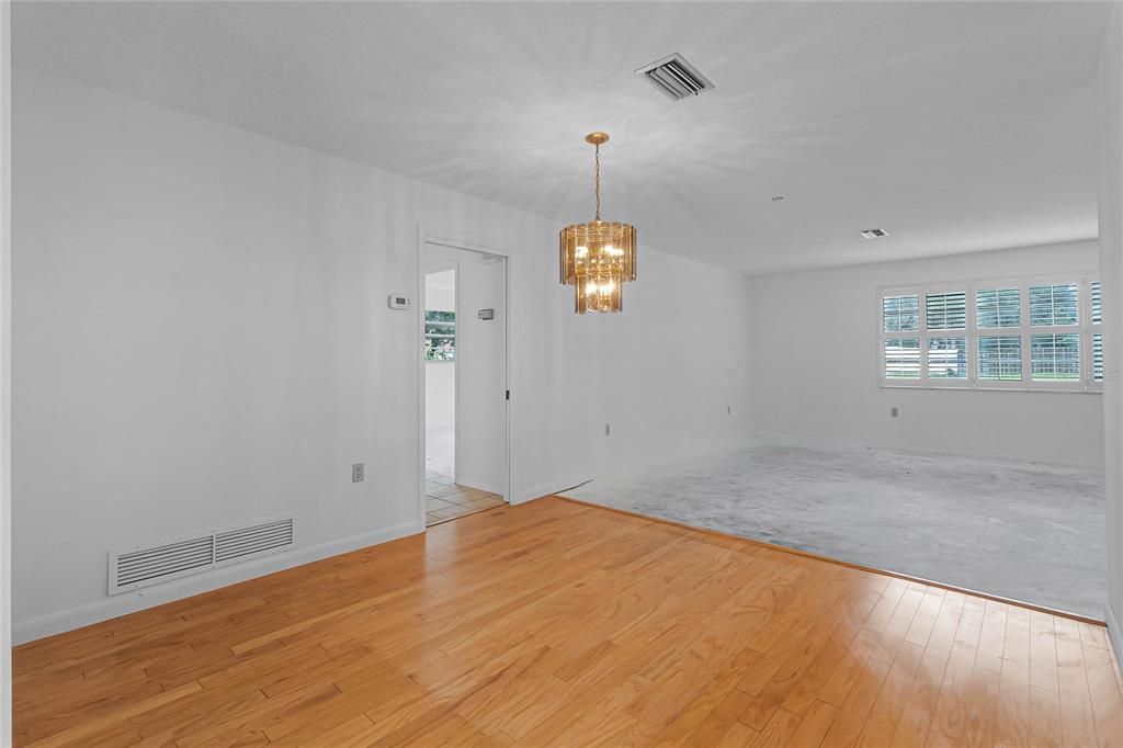 290 AUSTER ROAD