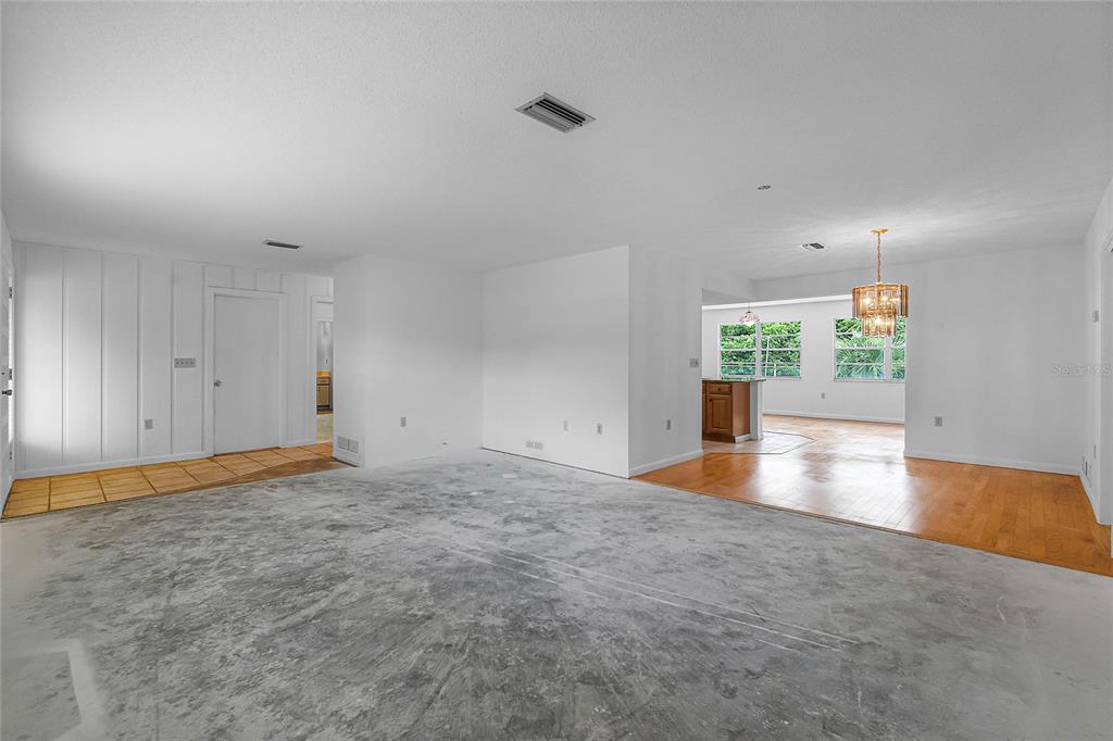 290 AUSTER ROAD