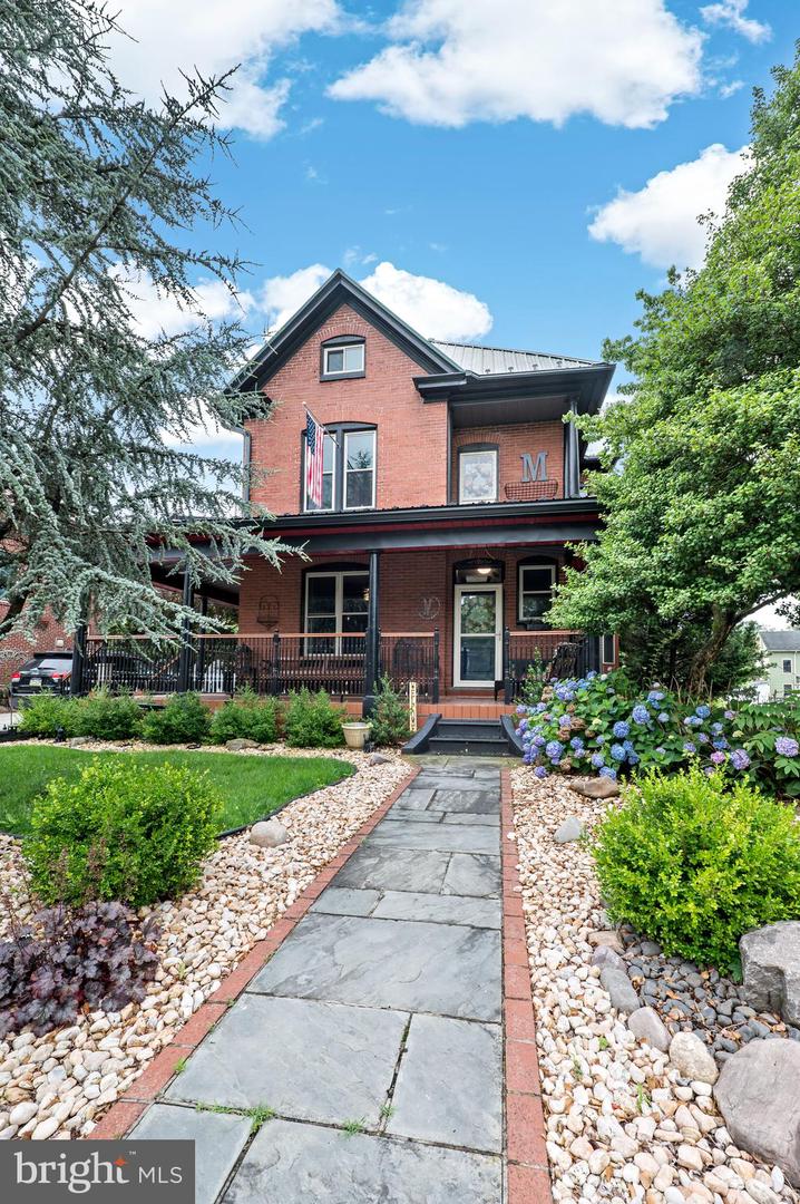 22 Old Bowers Rd