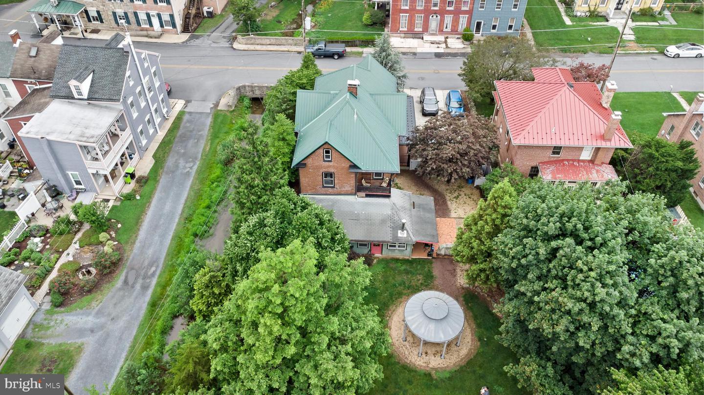 22 Old Bowers Rd