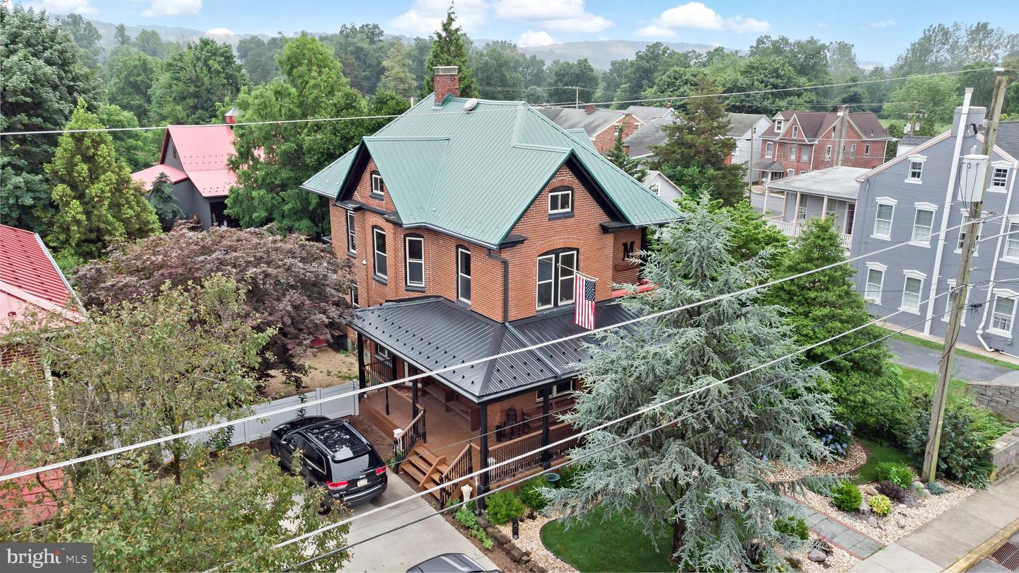 22 Old Bowers Rd