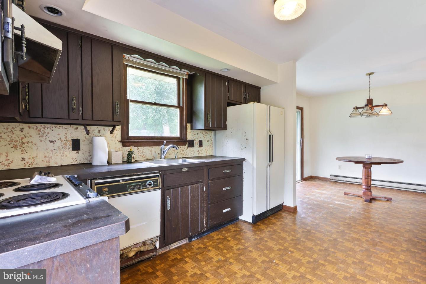 23 Barbara Dr