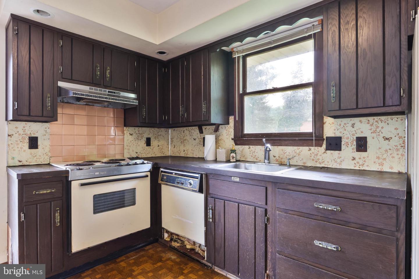 23 Barbara Dr