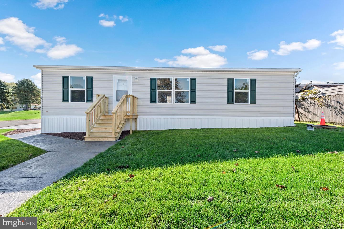 27 Woodland Ln #Lot 27