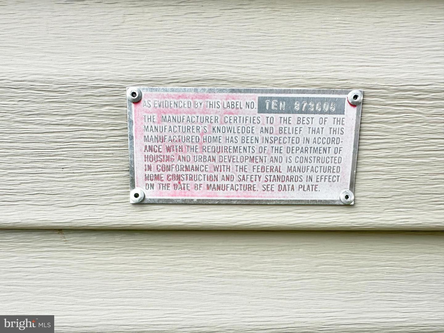 16 Woodland Ln