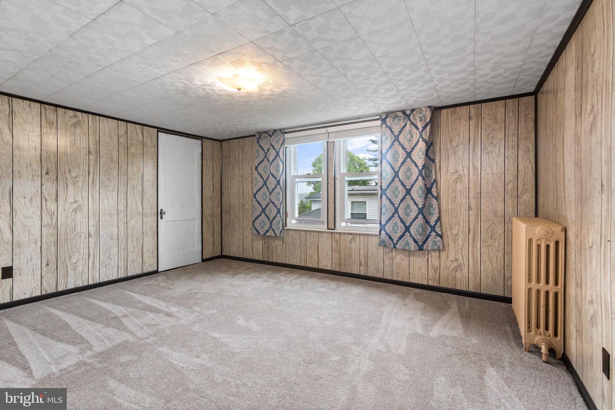 364 Northmont Ave