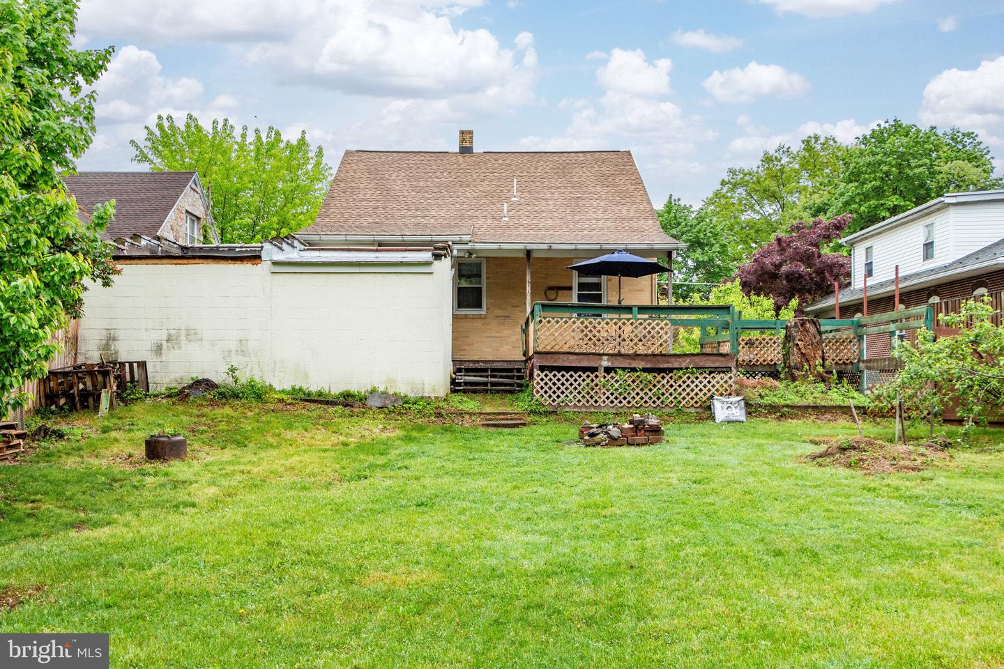 364 Northmont Ave