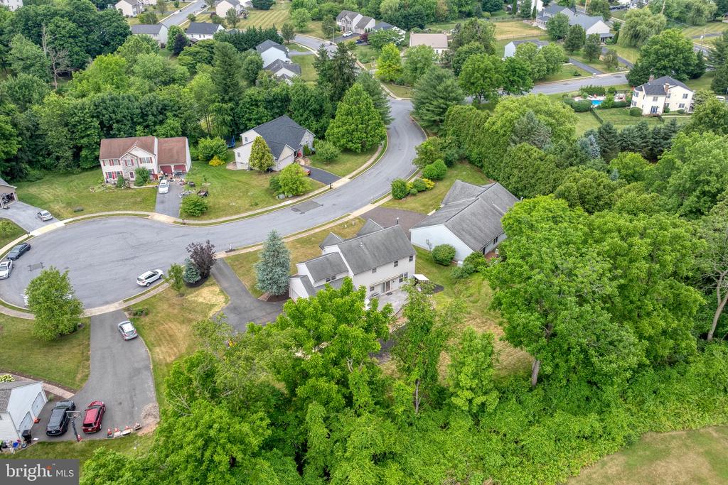 102 Serenity Ct