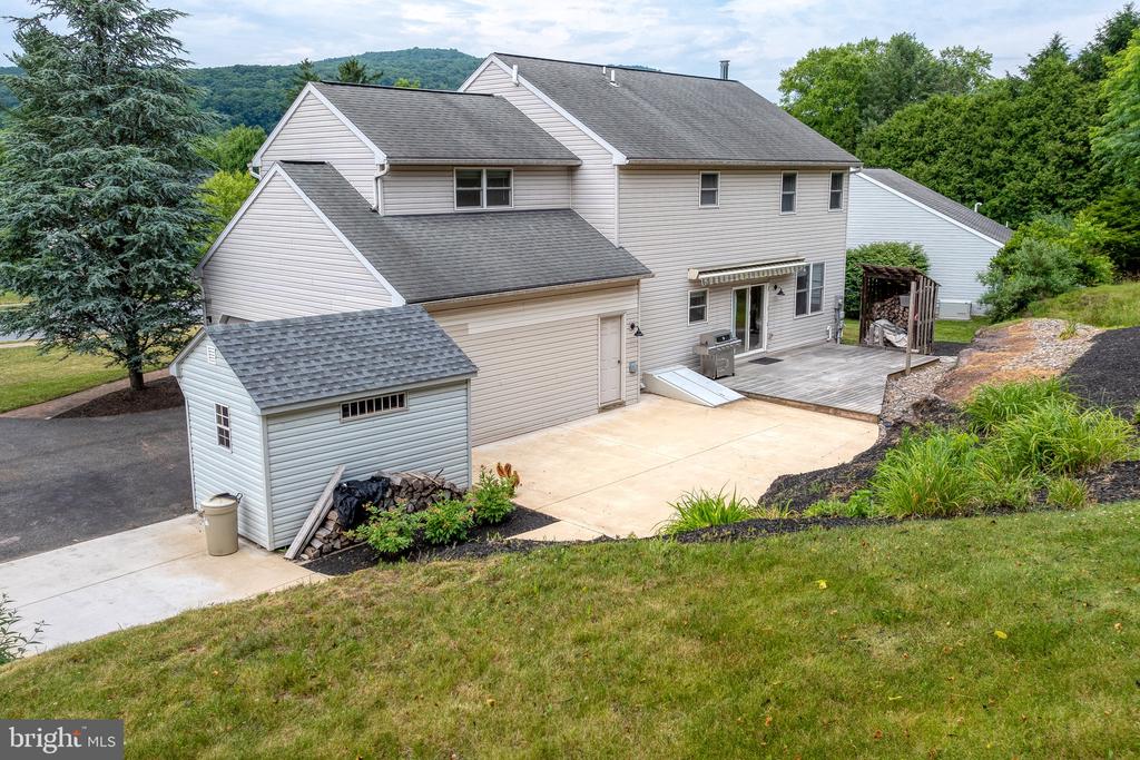 102 Serenity Ct