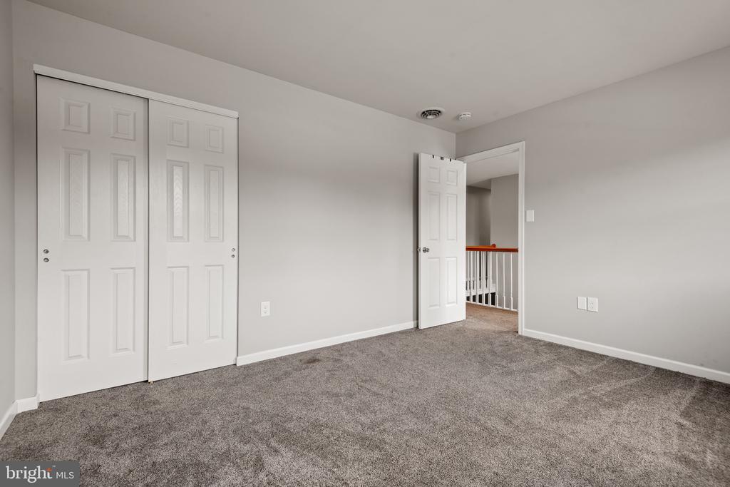 102 Serenity Ct