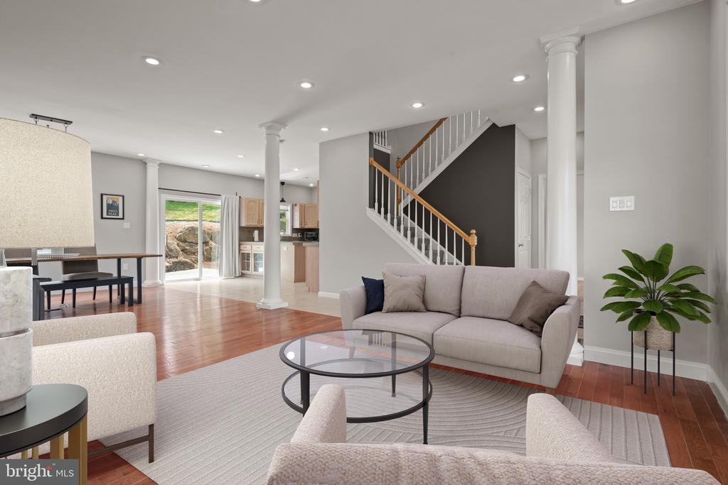 102 Serenity Ct