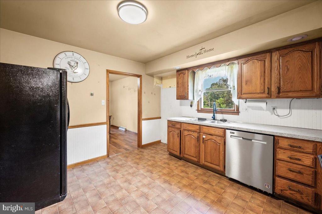 145 FREDERICKSVILLE ROAD