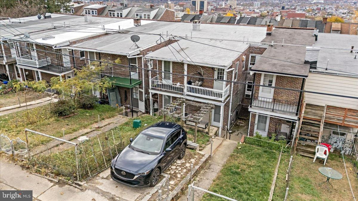 335 LINDEN STREET
