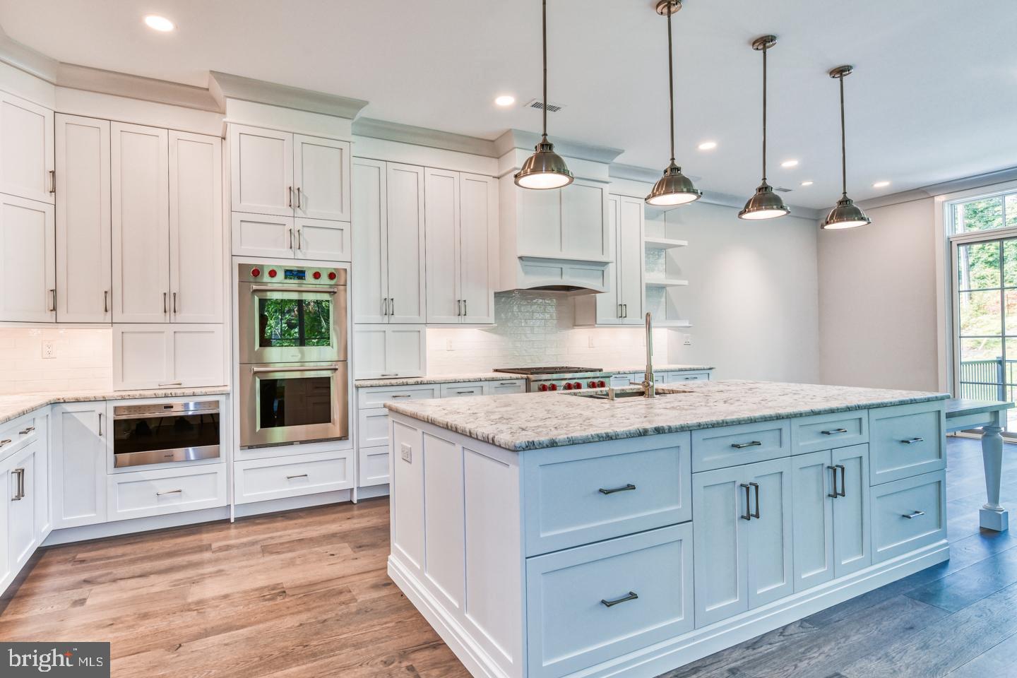 155 N Main STREET Unit: 6