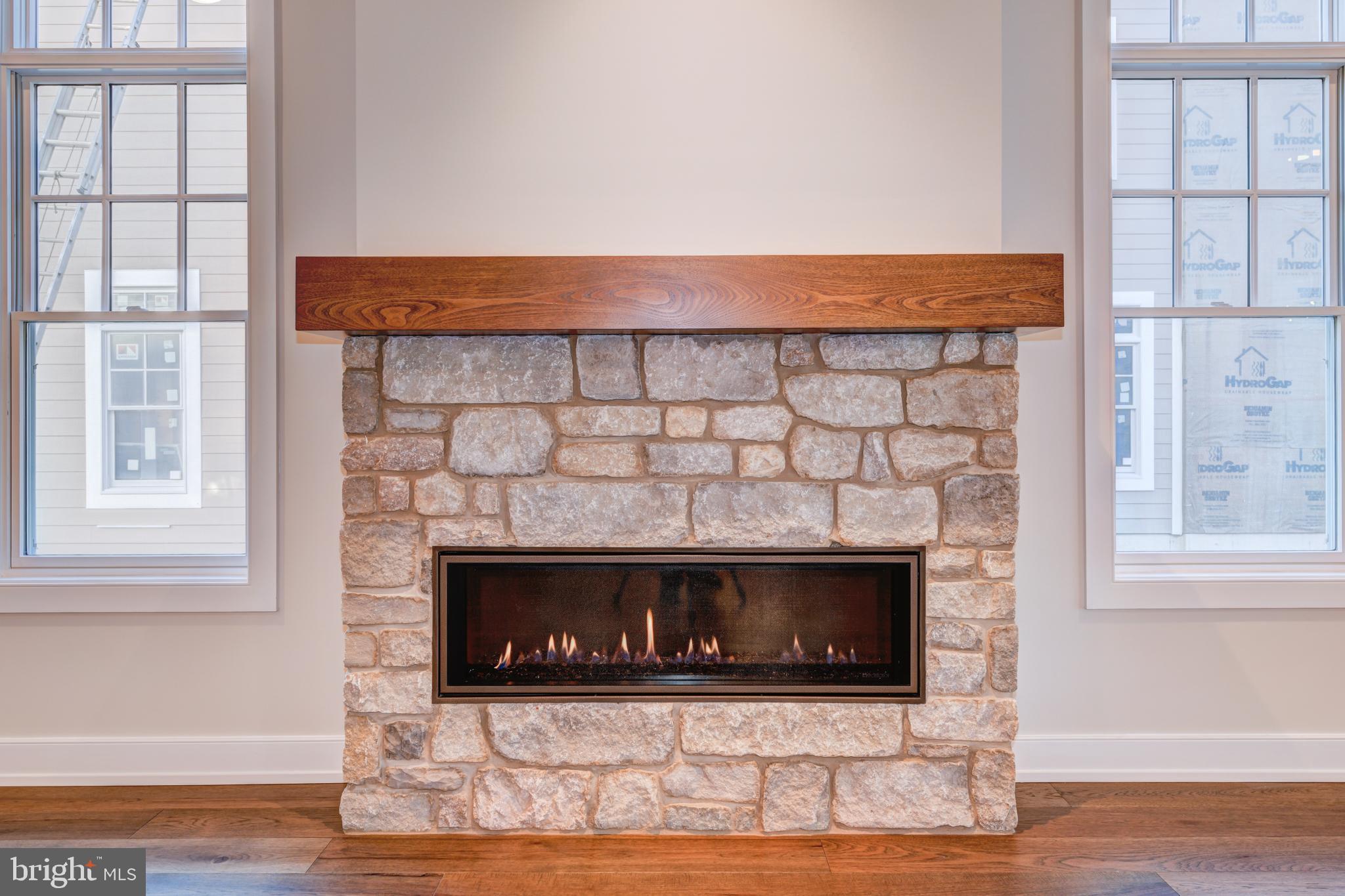 155 N Main STREET Unit: 6