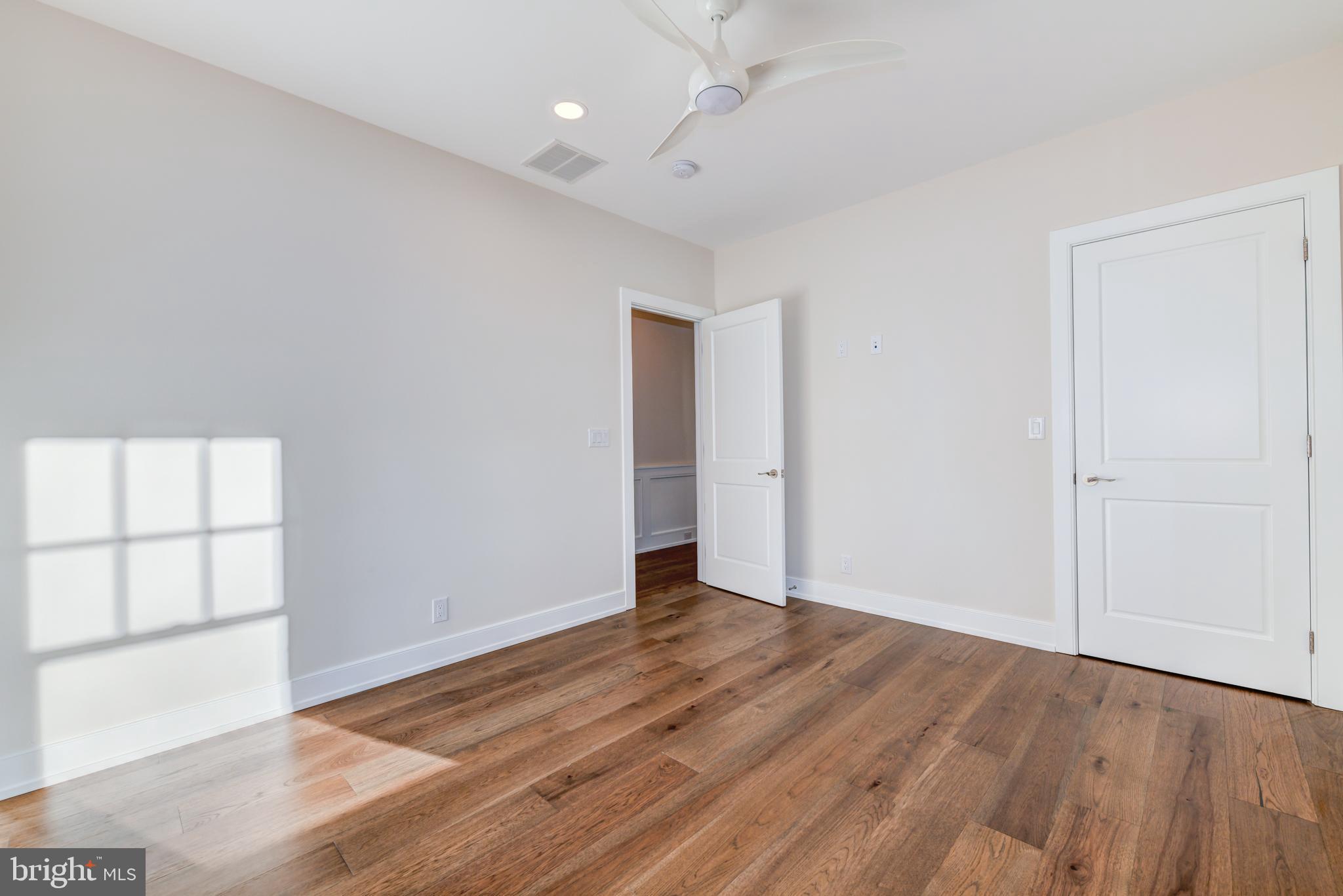 155 N Main STREET Unit: 6