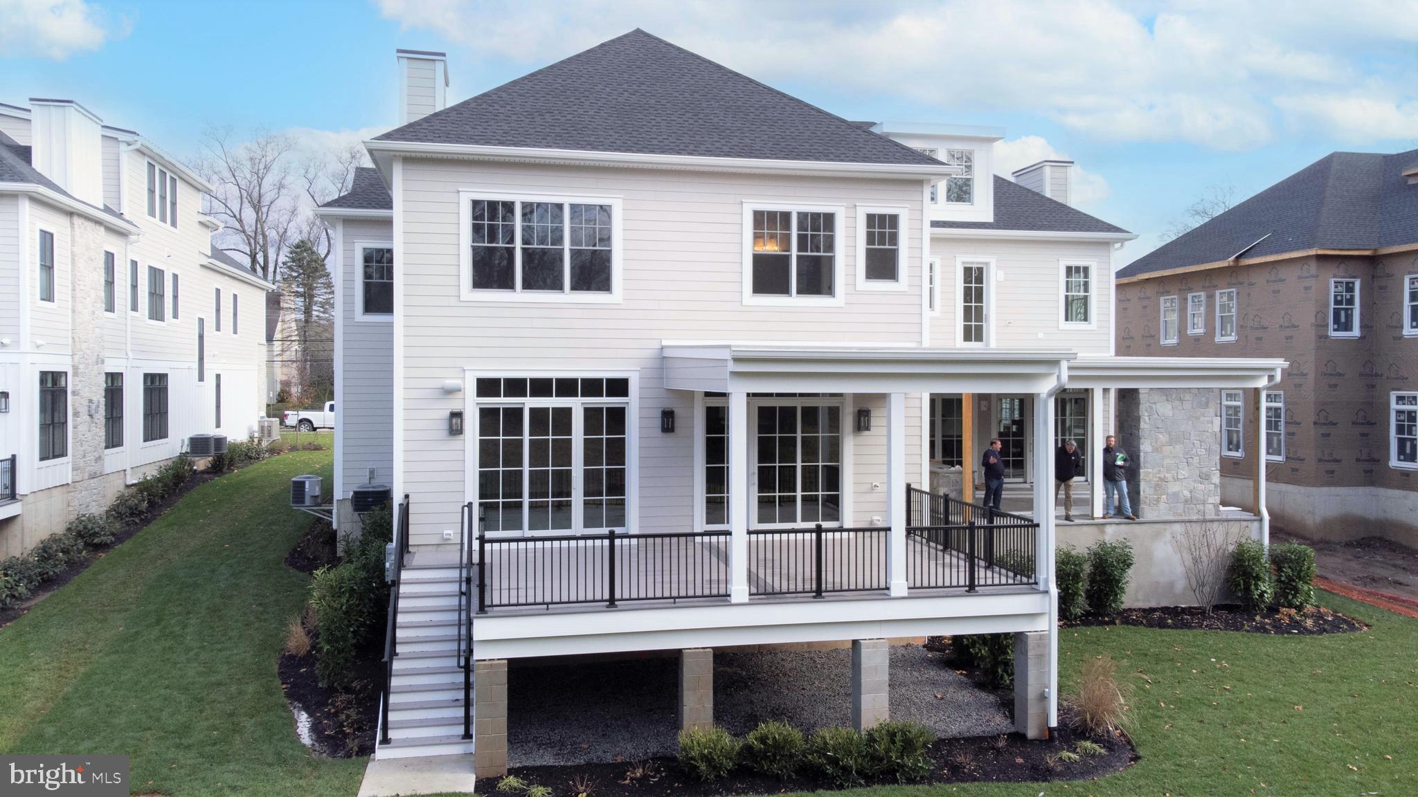 155 N Main STREET Unit: 6