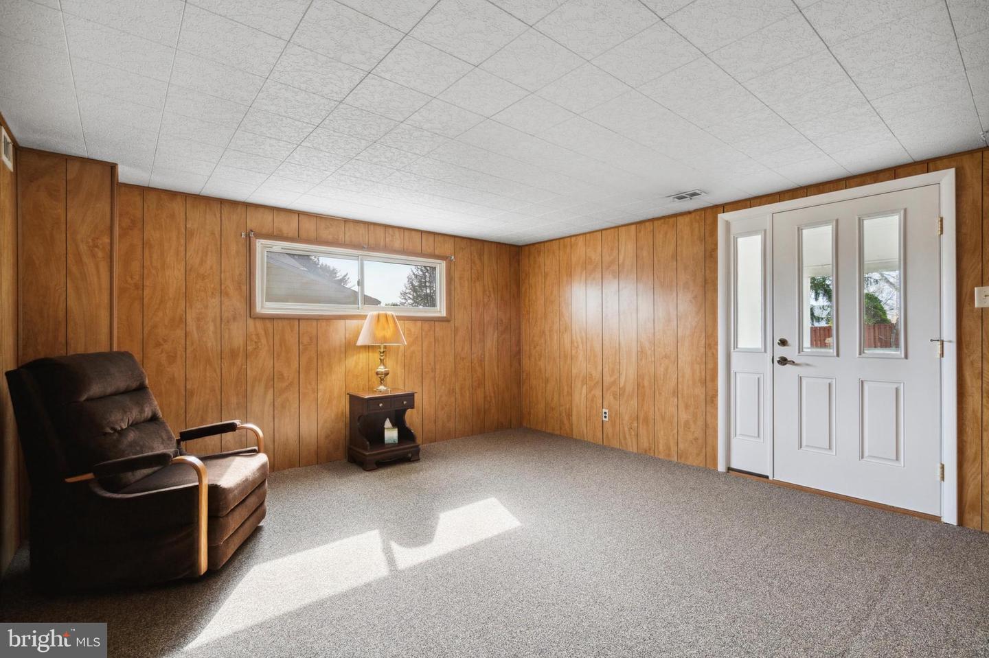 742 Cheryl Dr
