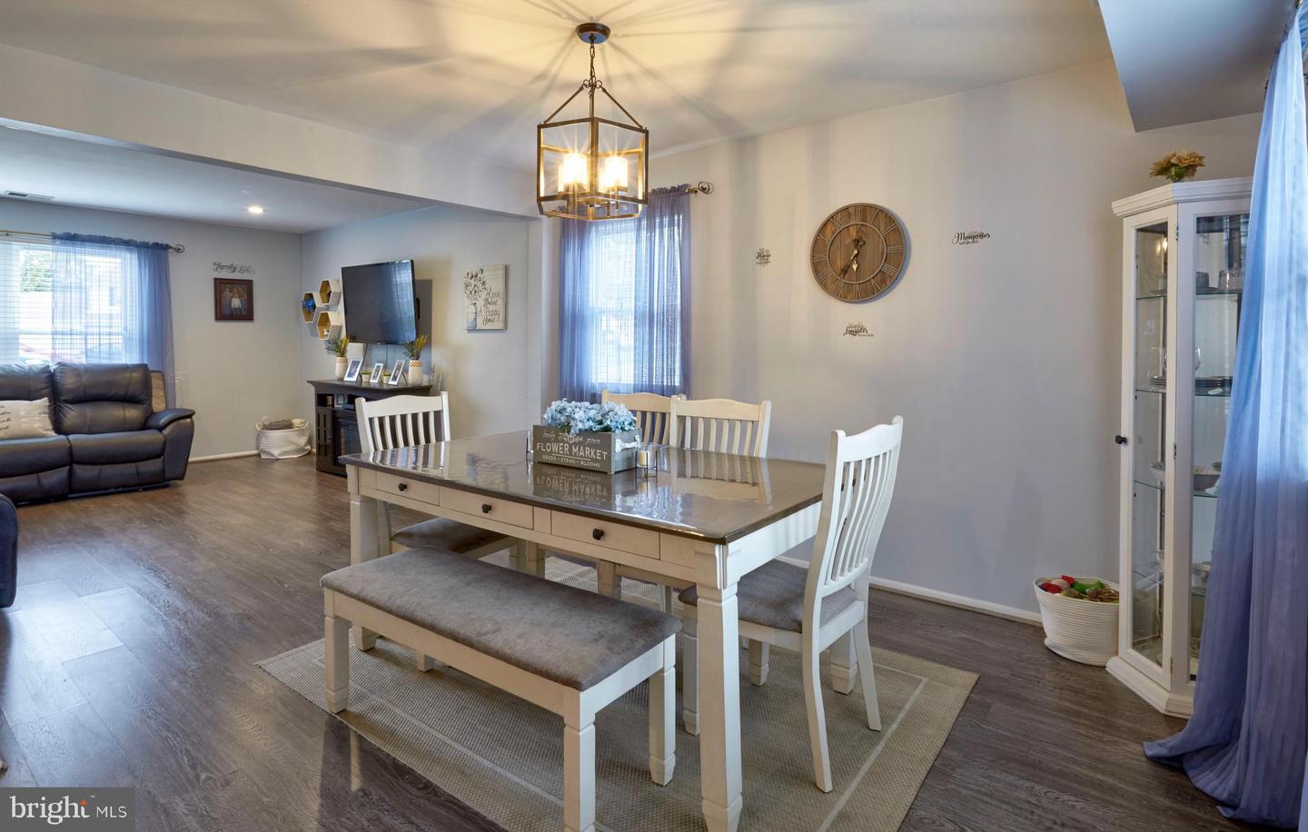 6437 Thomas Paine Ct