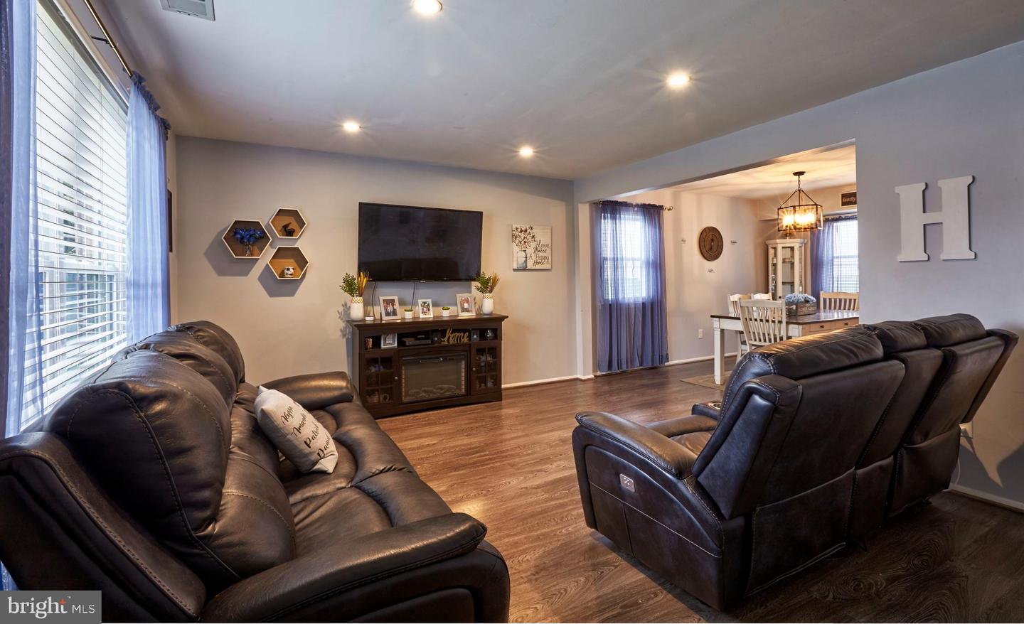 6437 Thomas Paine Ct