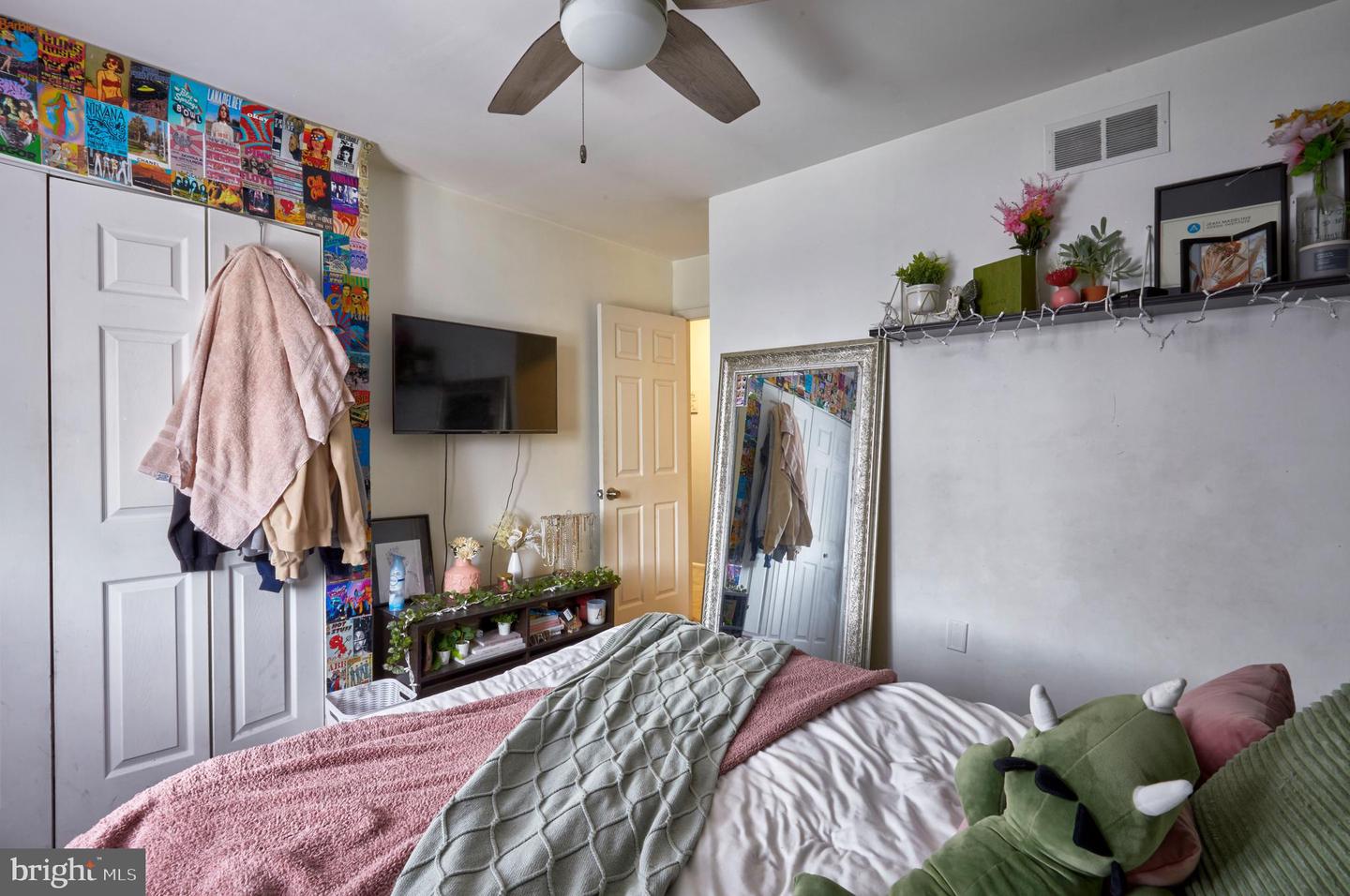 6437 Thomas Paine Ct