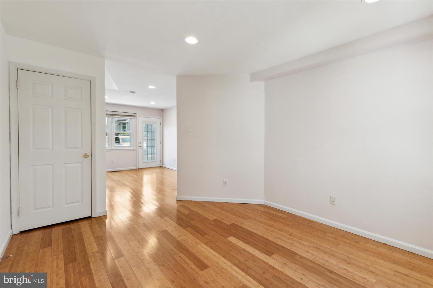 1413 Kathleen Ct