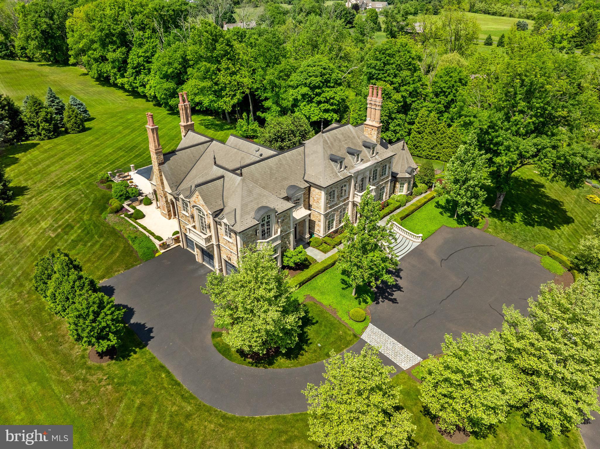 5965 Pidcock Creek ROAD