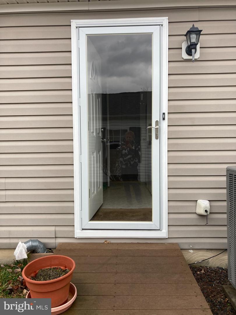 530 Honeysuckle Ct