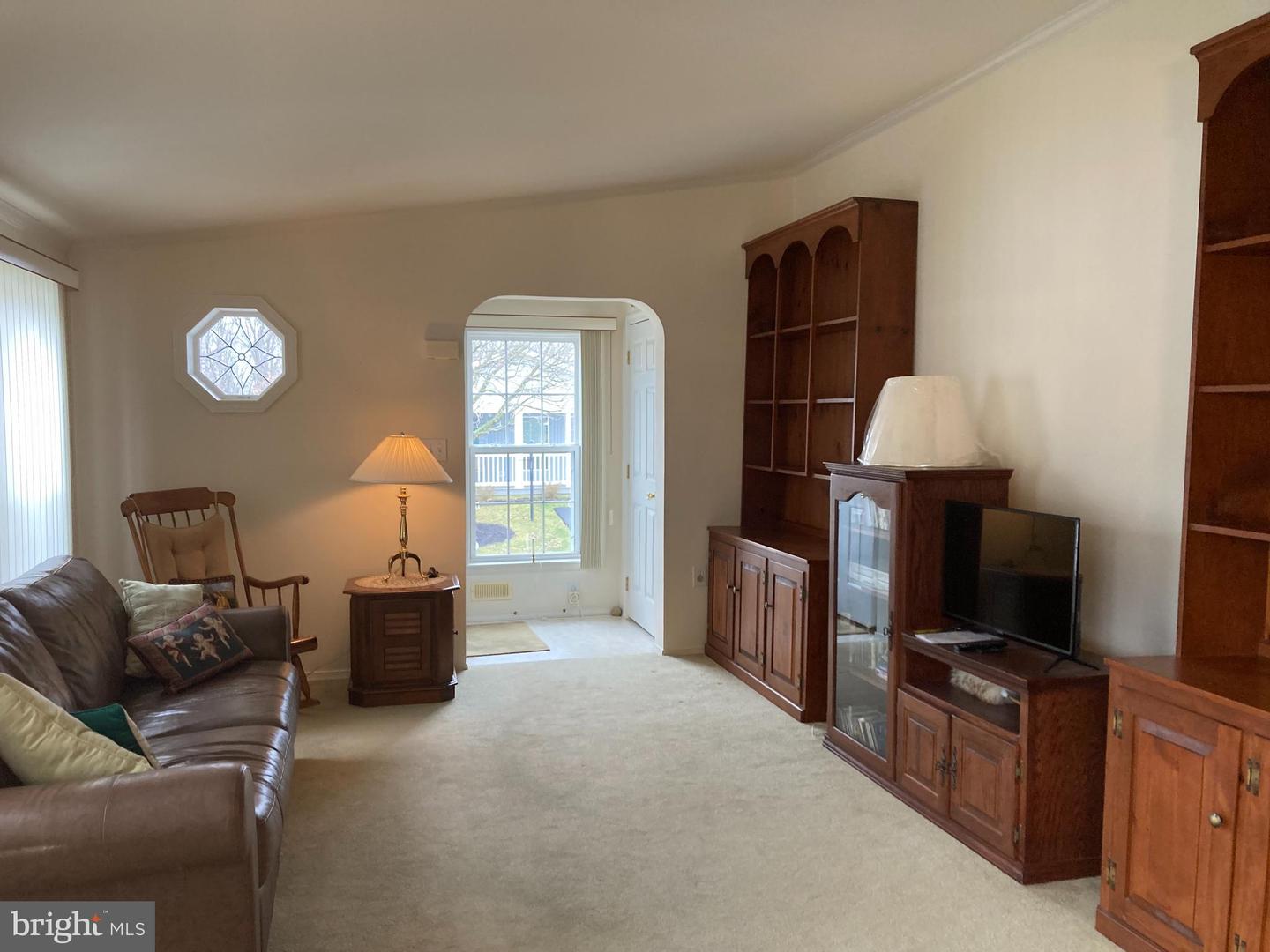 530 Honeysuckle Ct