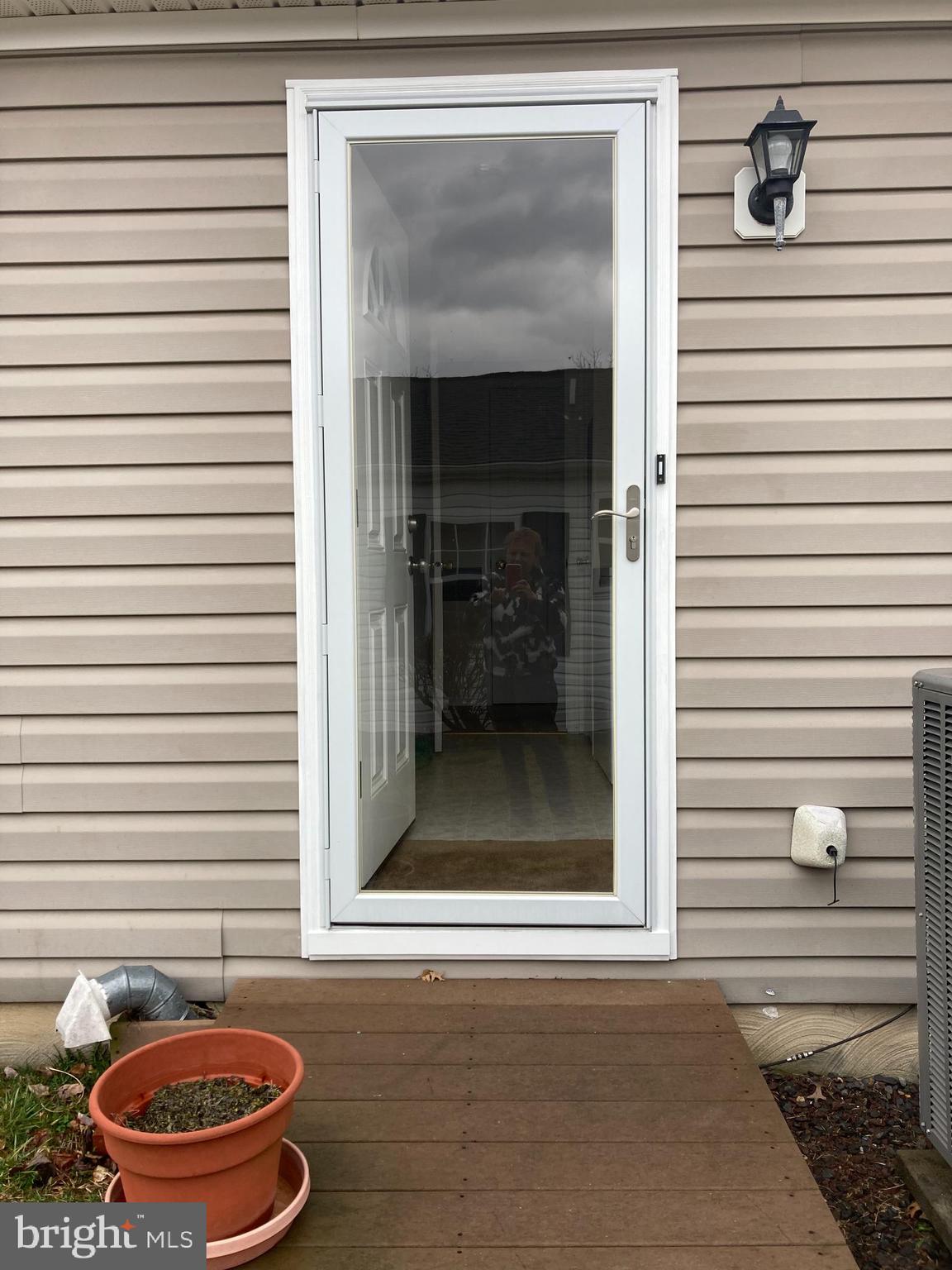 530 Honeysuckle Ct