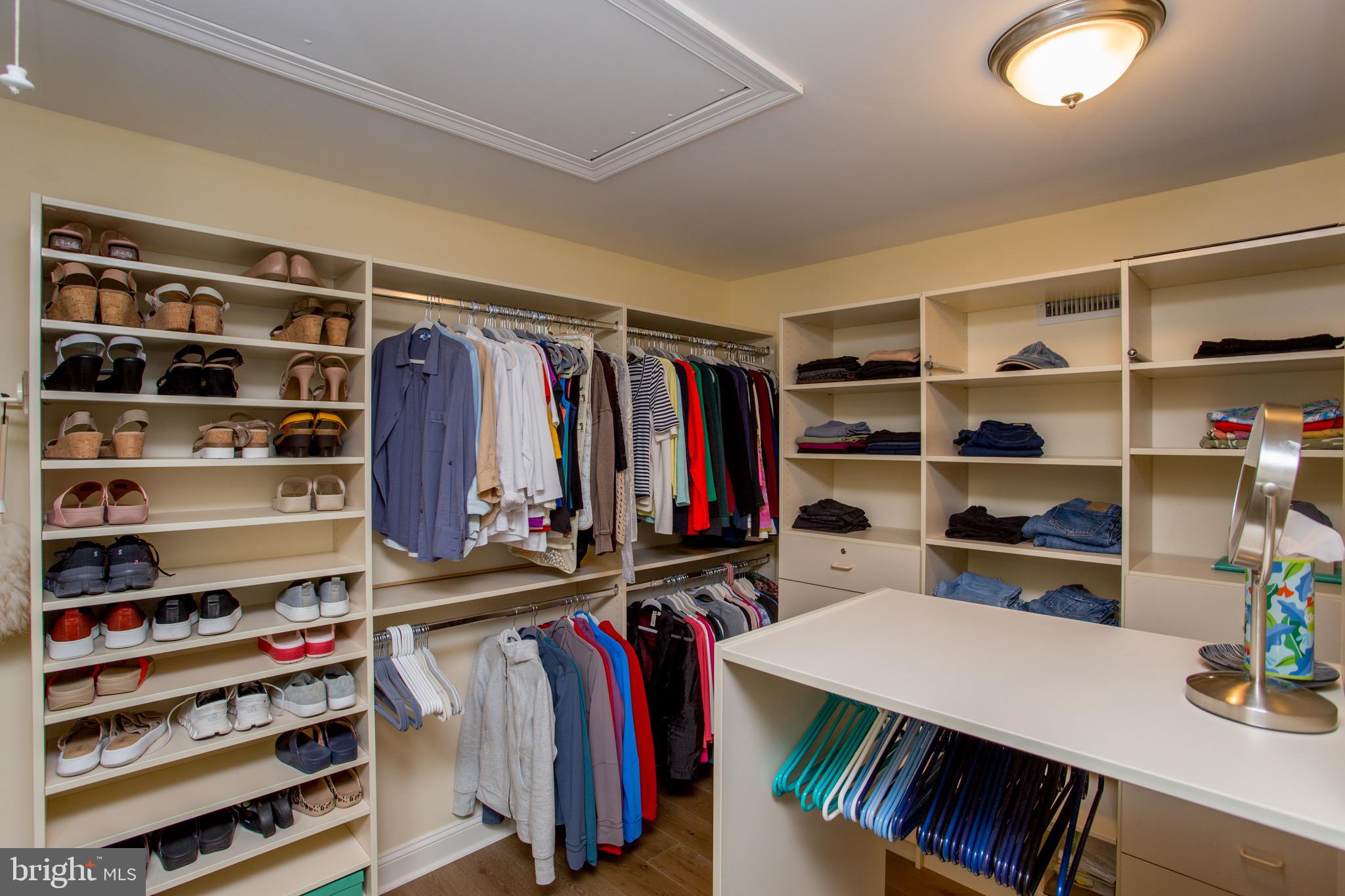 4240 Erica Dr