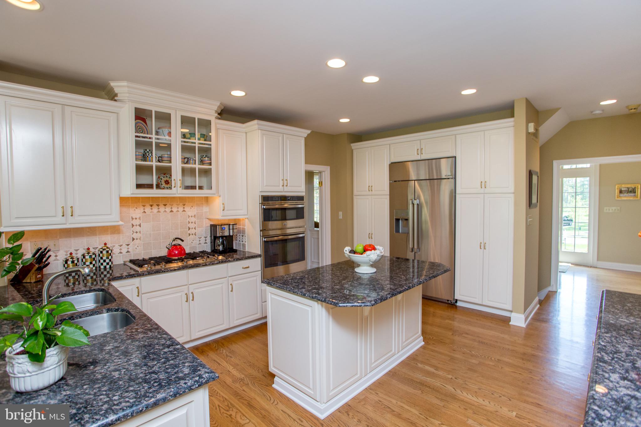 4240 Erica Dr