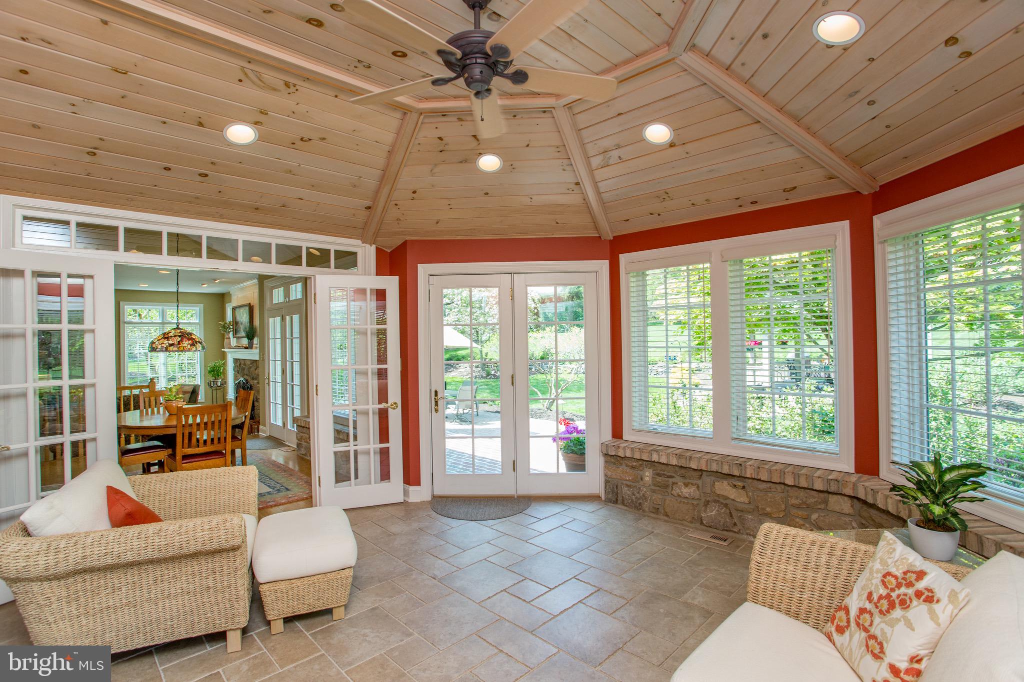 4240 Erica Dr