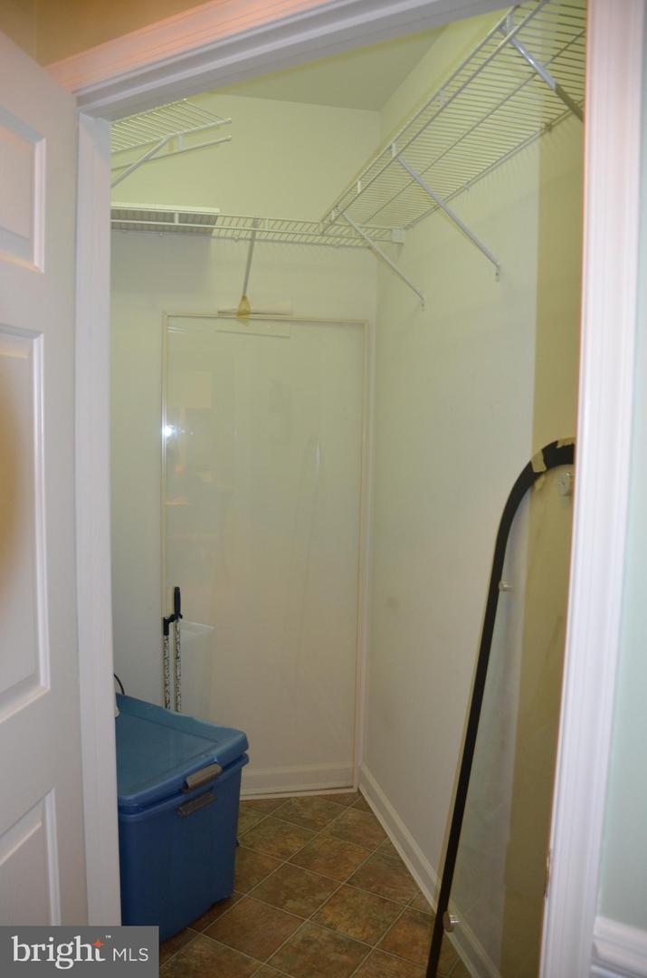 200 Evodia Cir #203