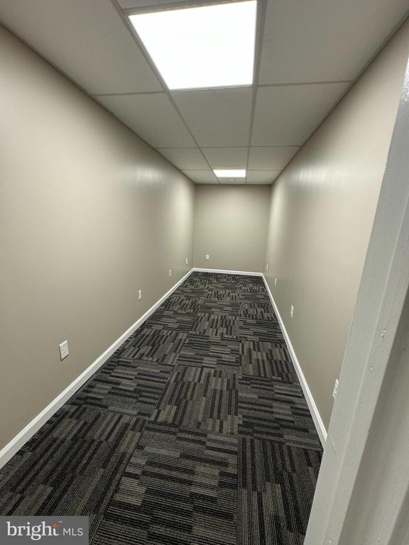603 CORPORATE DRIVE W W