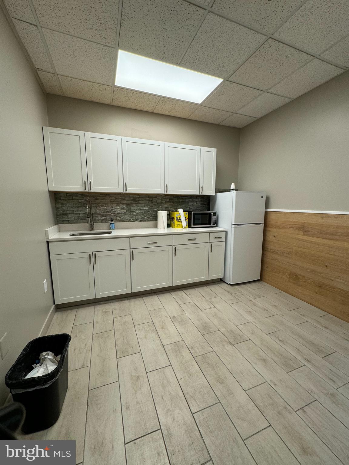 603 CORPORATE DRIVE W W