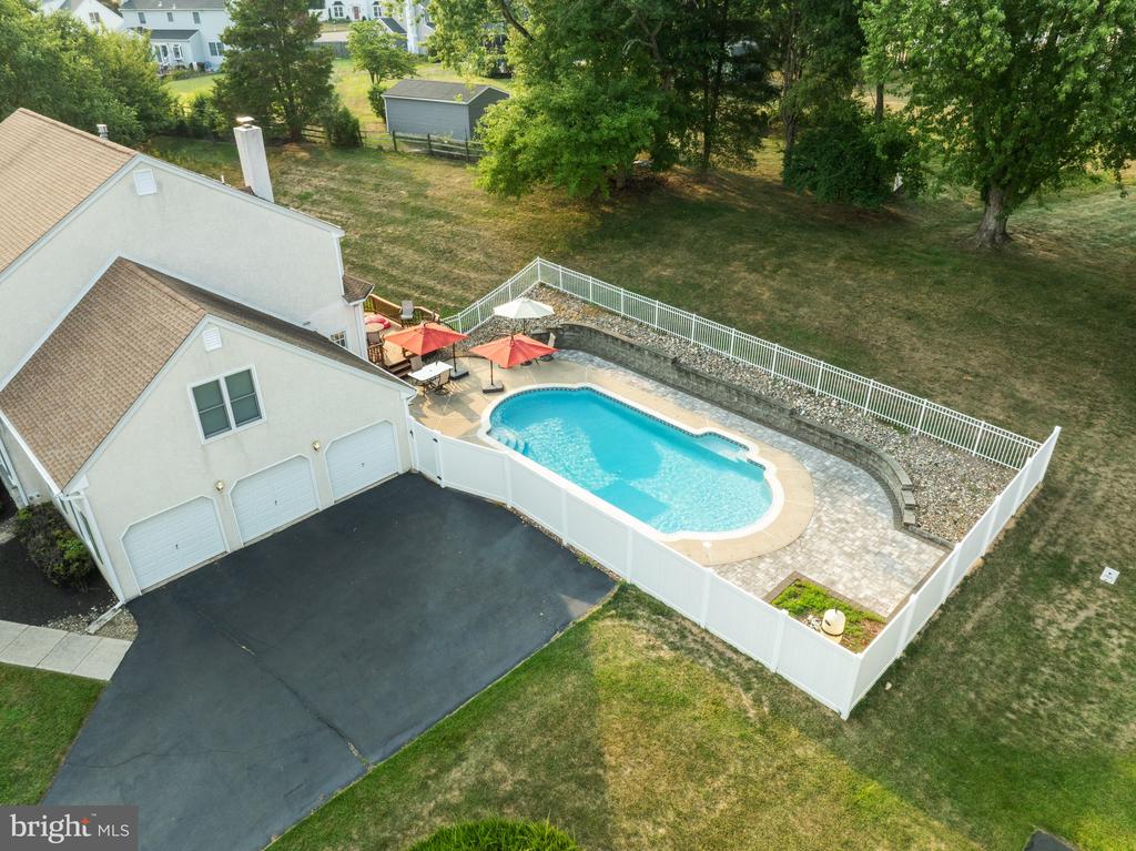 543 Heatons Mill Dr
