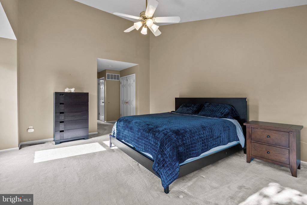 543 Heatons Mill Dr