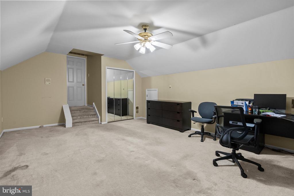 543 Heatons Mill Dr