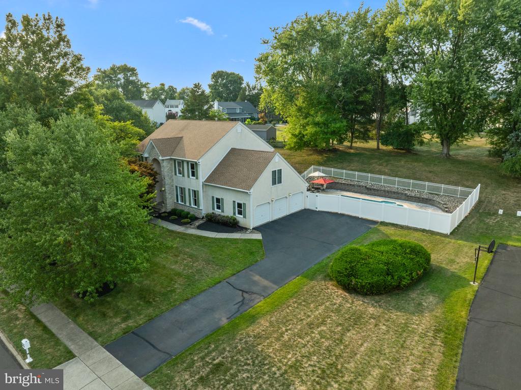543 Heatons Mill Dr