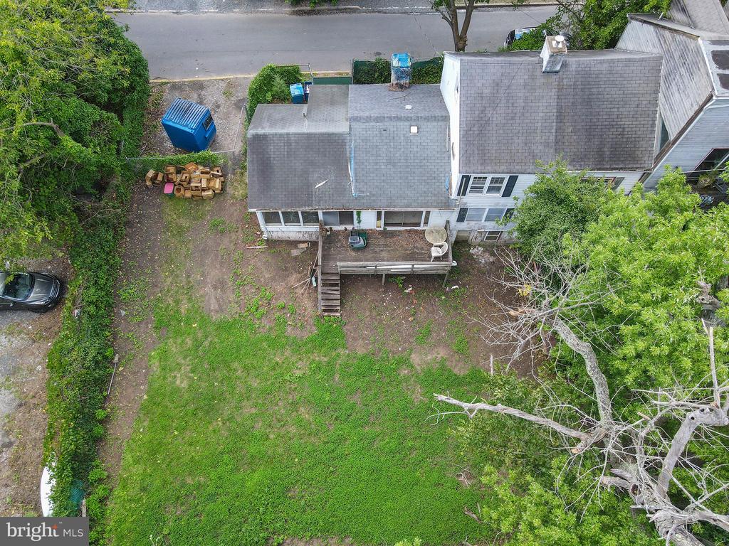 48 Waterloo St