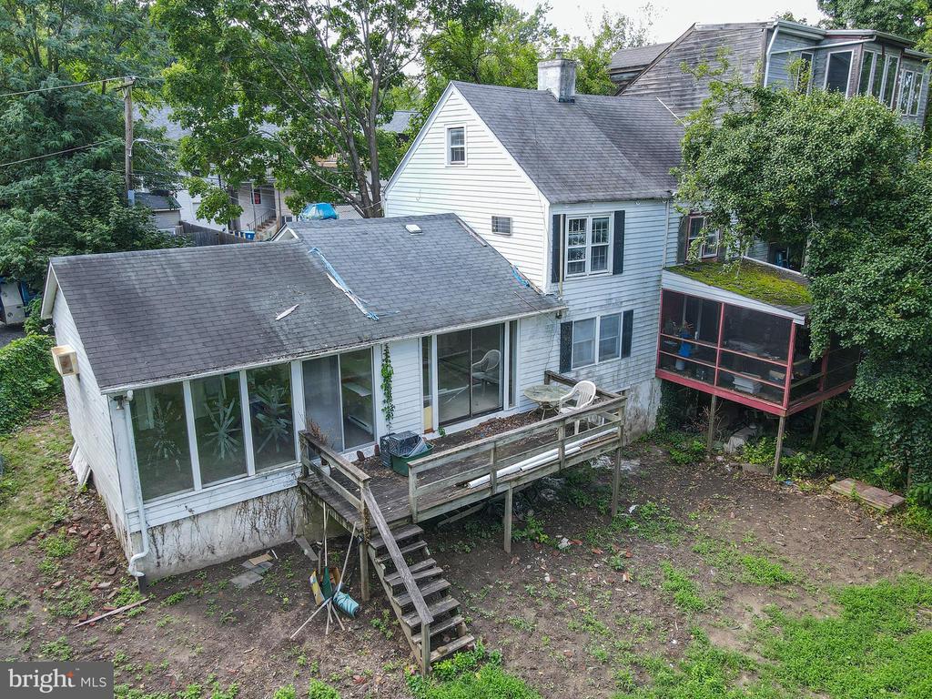 48 Waterloo St