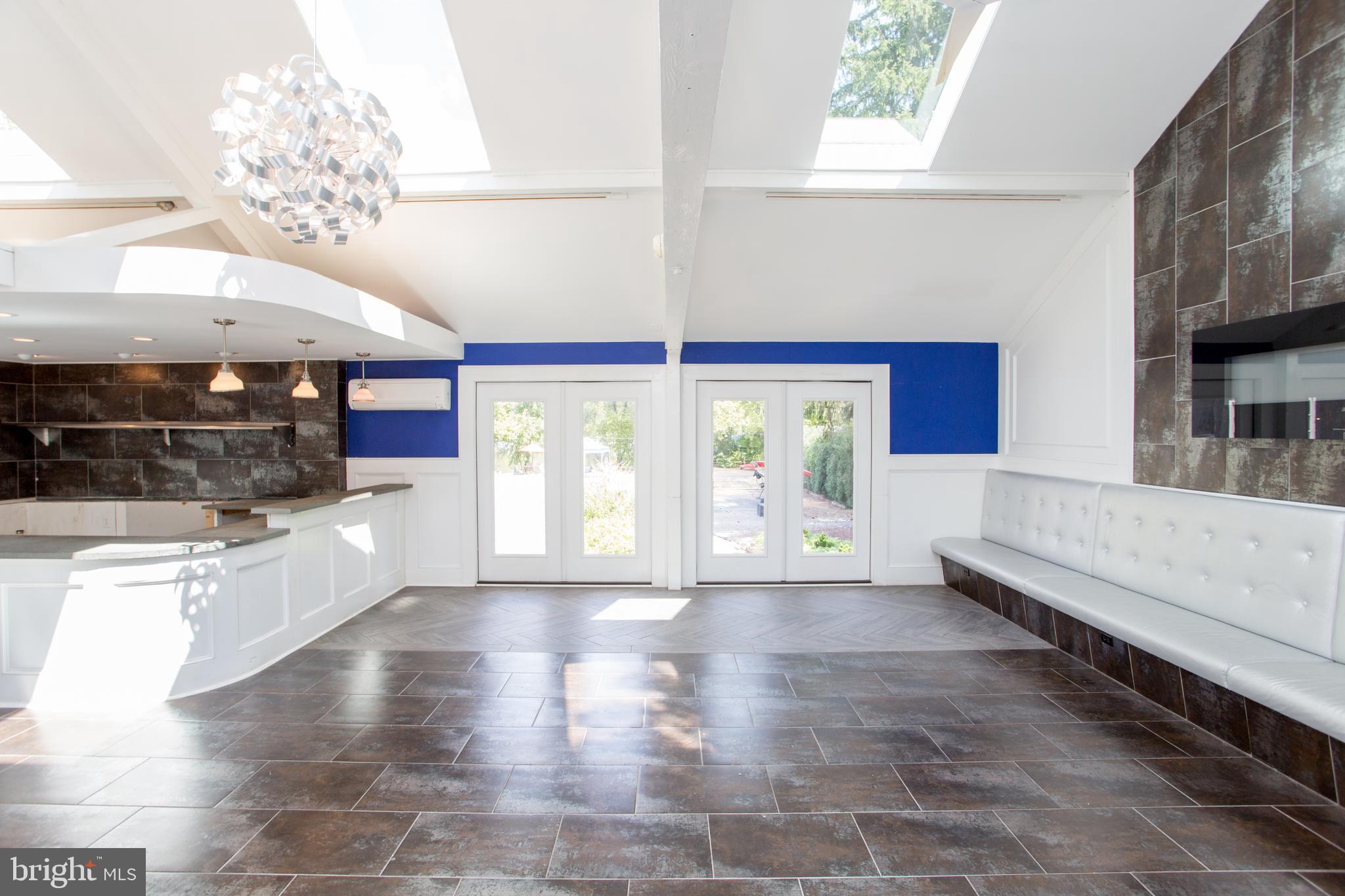 142 S MAIN STREET COMMERCIAL