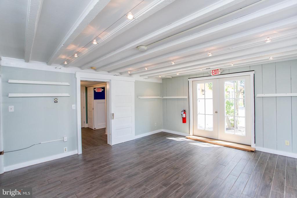 142 S MAIN STREET COMMERCIAL