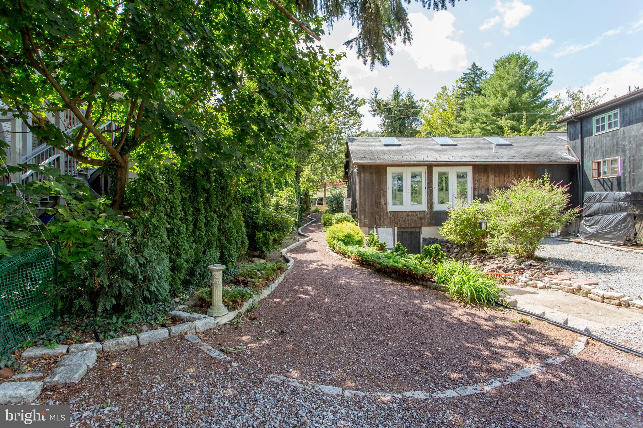 142 S MAIN STREET COMMERCIAL