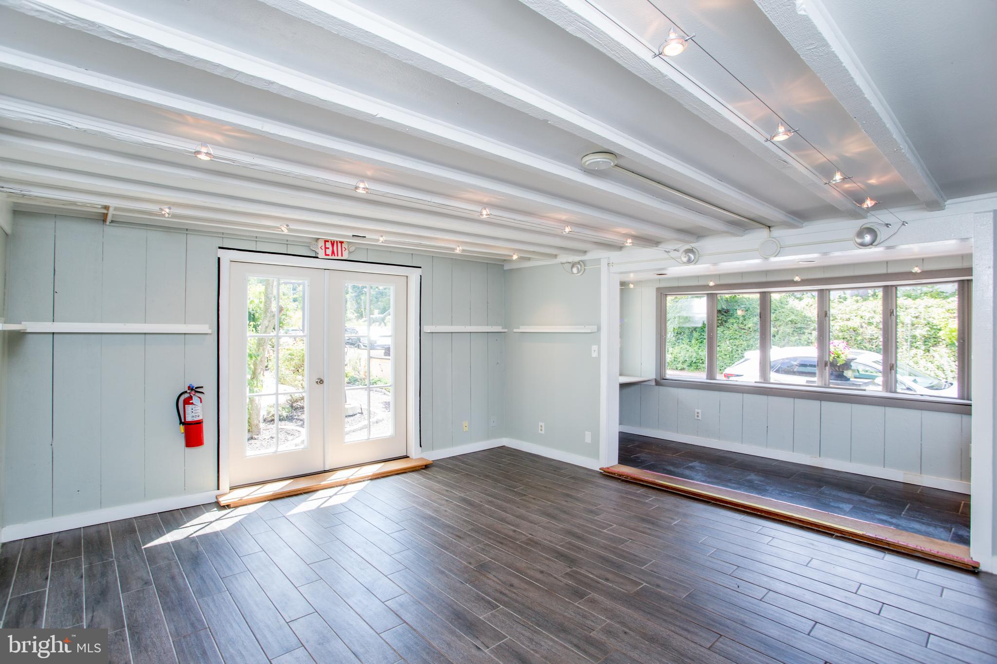 142 S MAIN STREET COMMERCIAL