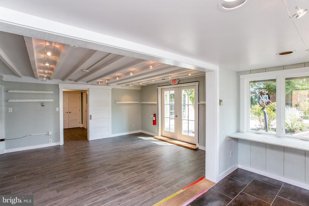142 S MAIN STREET COMMERCIAL