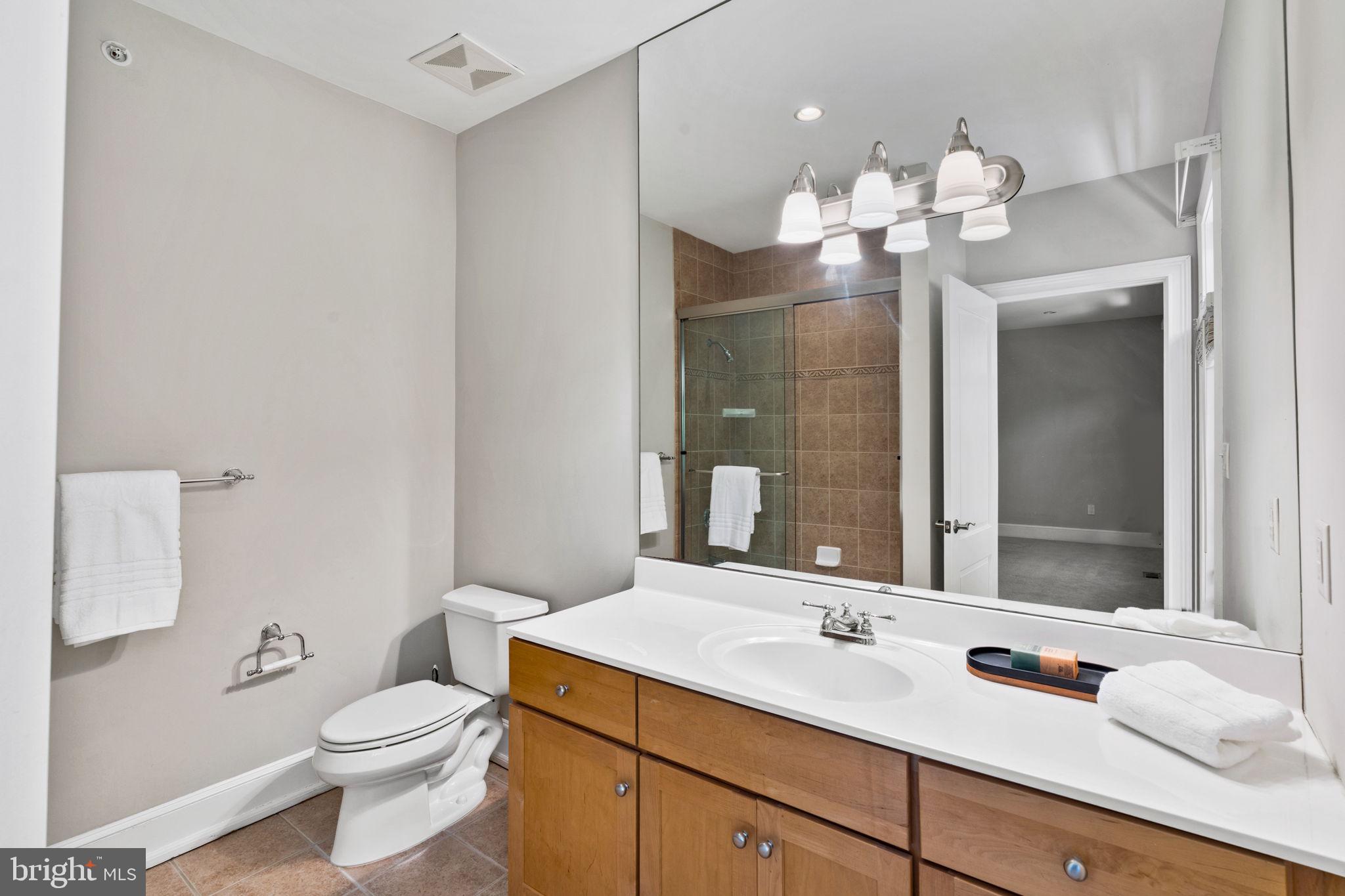 525 Waterview Pl #525