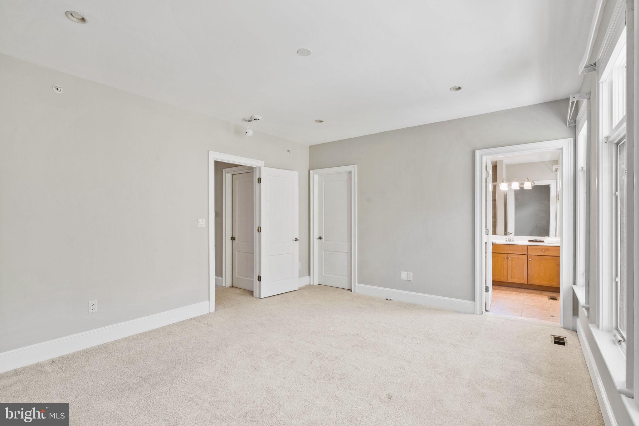 525 Waterview Pl #525