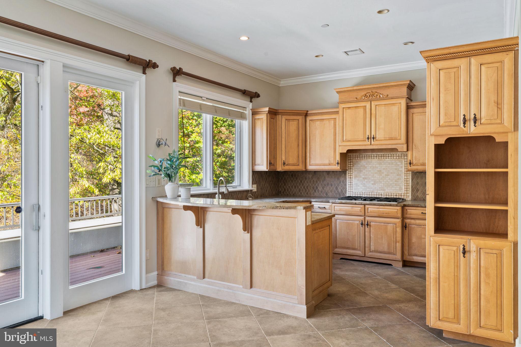 525 Waterview Pl #525